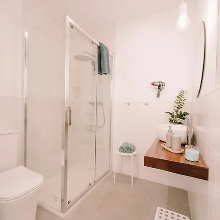 Atico Reformado En El Centro De Celi Apartment Granada